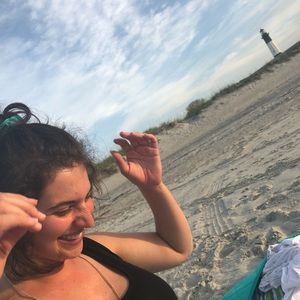 Meet your Posher, Luana